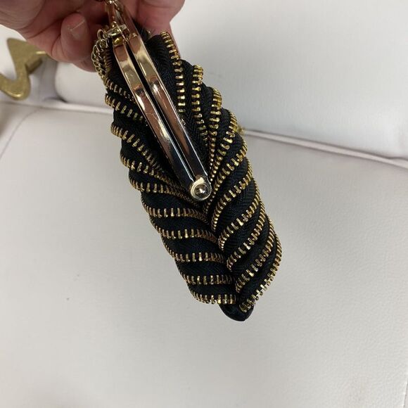 Ruffled Zipper Evening Bag Clutch Black Gold with Strap - Picture 7 of 7